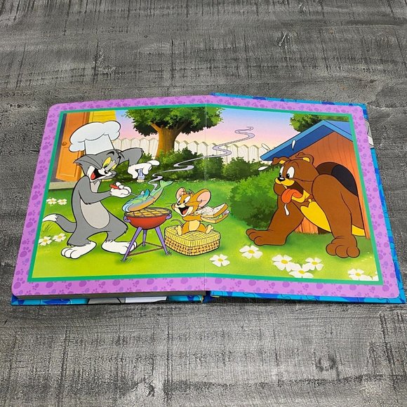 Tom and Jerry Cartoon Jigsaw Puzzle Book 3 Fun Stories School Daycare Christmas - Picture 3 of 5